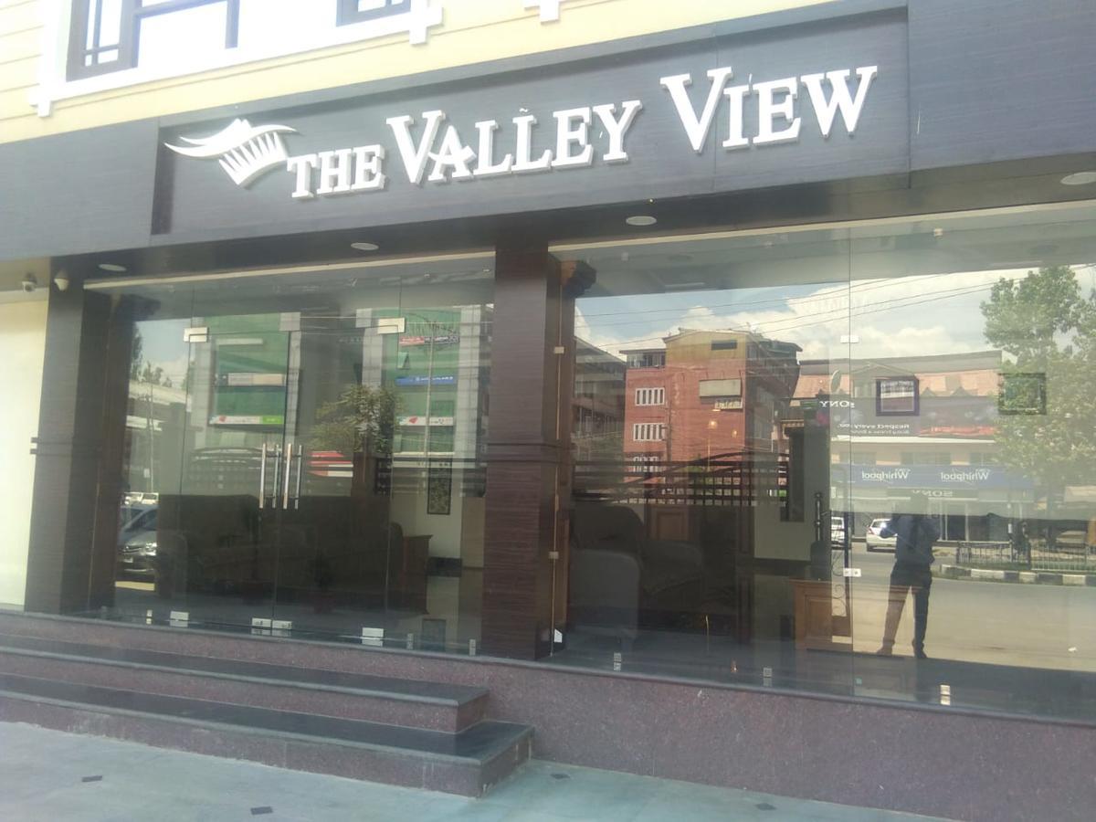 Hotel The Valley View Kashmir Srinagar  Exterior photo